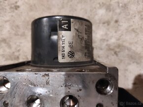 ABS jednotka 1K0 614 117 H - 3