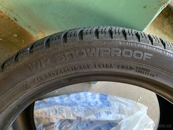 Nokian Snowproof 225 45 R18 - 3