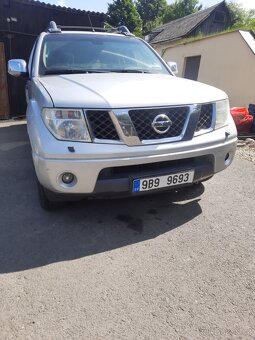 Nissan navara D40 - 3