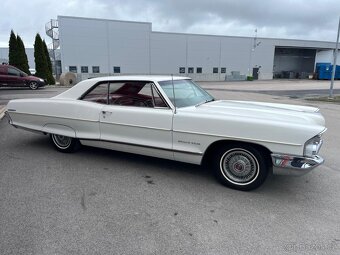 1965 Pontiac Grand Prix - 3