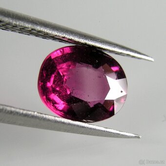 Granát Rhodolit - 2,20 ct. - 3