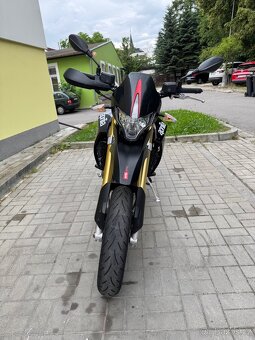 Aprilia SMV Dorsoduro 750 - 3