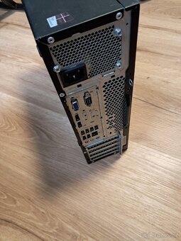 Lenovo ThinkCentre - 3