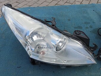 Světlo Peugeot 5008 - 3