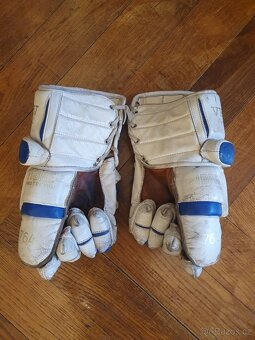 Retro hokejové rukavice VHV - 3