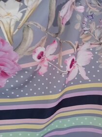 Halenka květovaná - 3