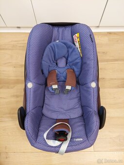 Maxi Cosi set: 2x autosedačka (0-13 kg a 9-18 kg) + základna - 3