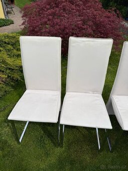 Bílé jídelní židle (4ks za 800,-) - 3