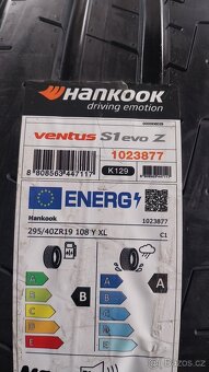 Prodám 2 x NOVÉ letní pneu Hankook 295/40/19 - 3