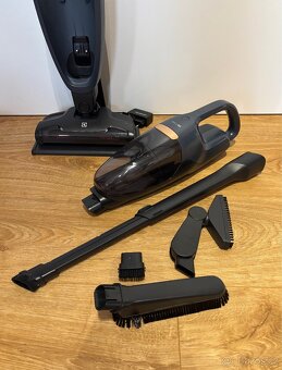 Tyčový vysavač Electrolux Well Q6 - 3