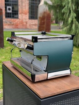 Kávovar La Marzocco GB5 2AV - po renovaci - 3