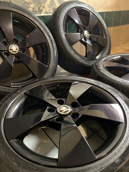 Alu kola Škoda R17 5X112 LETNÍ PNEU 225/45 R17 DENOM - 3