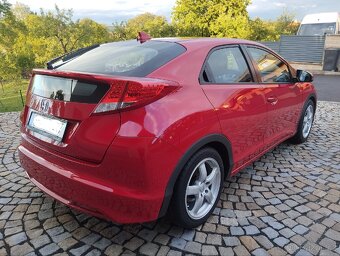 Honda Civic 9g 1.4 i-vtec 73kw, 2013, CZ původ - 3