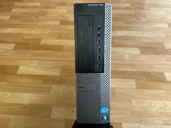 Stolní PC Intel i-3 4x3.3 GHz - 3