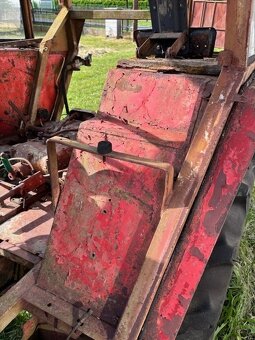 Kabina Zetor - 3