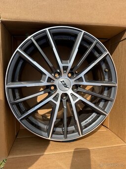 AEZ Kaima 8x18 et46 5x112 - 3