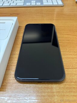 Apple iPhone 11 - 64GB Černý - 3