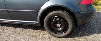 VW Golf IV. 1,6 74kW, benzín, r. 1999 - 3