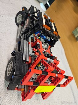 Prodám Lego technic tahač - 3