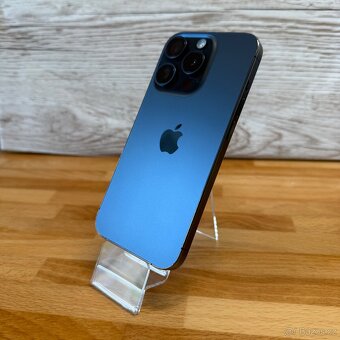 iPhone 15 Pro 256GB, modrý Titan, eSIM (rok záruka) - 3