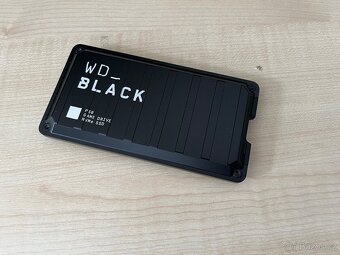 Externí SSD (ke konzoli i k PC) WD P50 Game Drive 1TB - 3