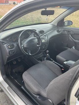 Ford focus - 3