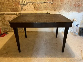 Rozkládací dřevěný jídelní stůl - 3