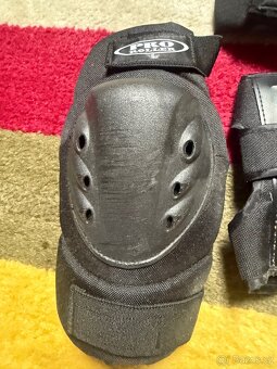 Chrániče na kolečkové brusle - 3