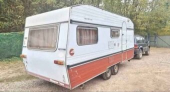 Karavan + ochranná střecha - 3