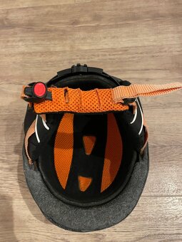 Dětská lyžařská helma Uvex (52-54 cm) - 3