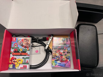 Nintendo Switch + náhradní Joy con + hry + SD karta - 3