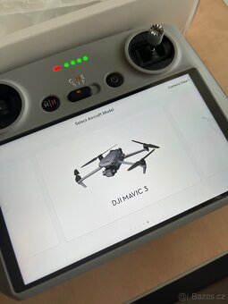 Ovladač DJI RC. - 3