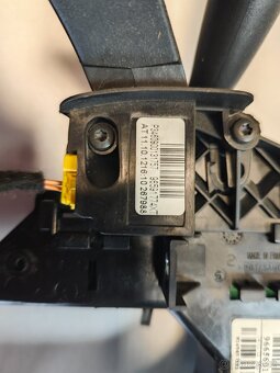 Páčky pod volantem Citroen C4 Picasso - 3