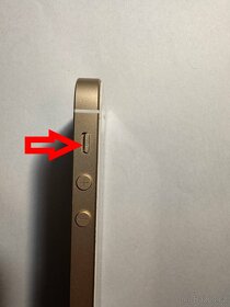 Apple iPhone SE 128GB Zlatý 92% kapacita baterie - 3
