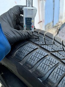 205/60 r17 Pirelli zimní - 3