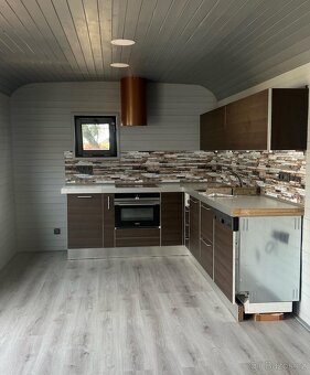 Maringotka 11x3m - 3
