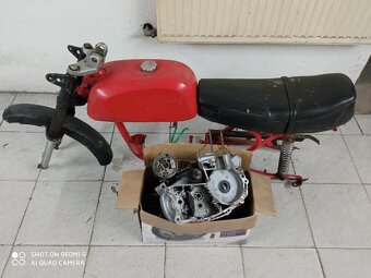ČZ 175 477 díly - 3