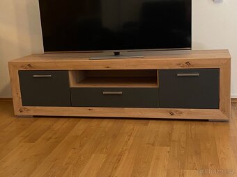 stolek pod TV - 3