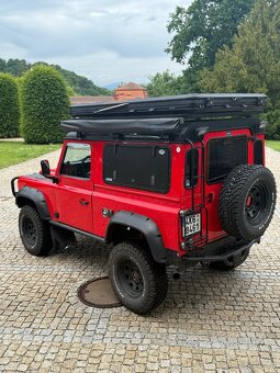 Land Rover Defender - 3