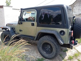 Jeep Wrangler - 3
