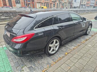 Mercedes-Benz Cls 220D AMG - 3