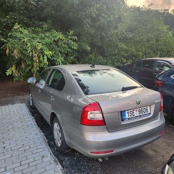 SKODA OCTAVIA II FACE ROK 2010 1.9 TDI BEZ DPF - 3