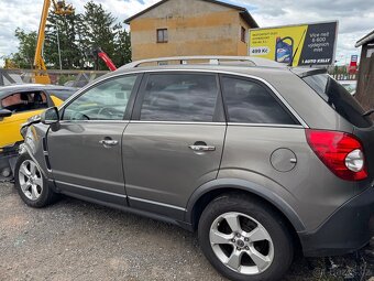 Opel Antara na ND – motor OK – 20 000 Kč - 3