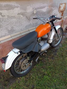 stavba trialu terénní závodní motocykl čz 125 nebo 175 ccm - 3