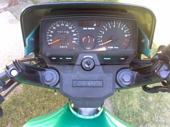 Suzuki GSX 550 - 3