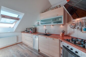 Prostorný a luxusní byt 4+kk 136 m Lexova, Pardubice - Zelen - 3