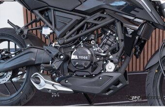 Voge 125 R /2025 /4 roky záruka /Skladem - 3
