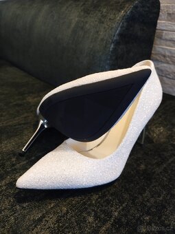 Překrásné flitrované bílé lodičky - 3