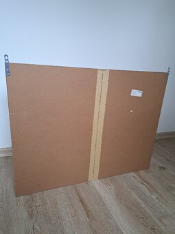 Vitrína závěsná bílá - 3