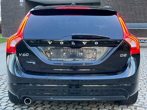 Volvo V60 2.0D OCEAN RACE ODPOČET DPH 1.MAJITEL LED KŮŽE NAV - 3